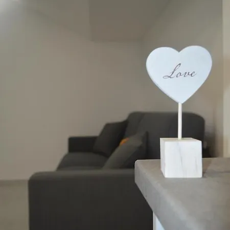 Tavernetta -appartamenti Oltremare- Lido Conchiglie - *