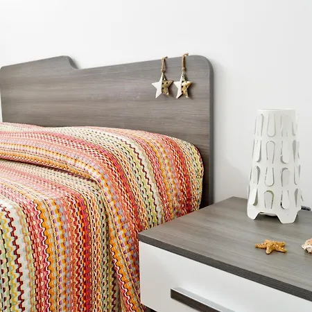 Tavernetta -appartamenti Oltremare- Lido Conchiglie - Daire *